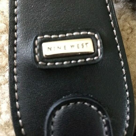 Nine West Black Shoulder Bag Hobo Buckle Accent - Picture 6 of 8